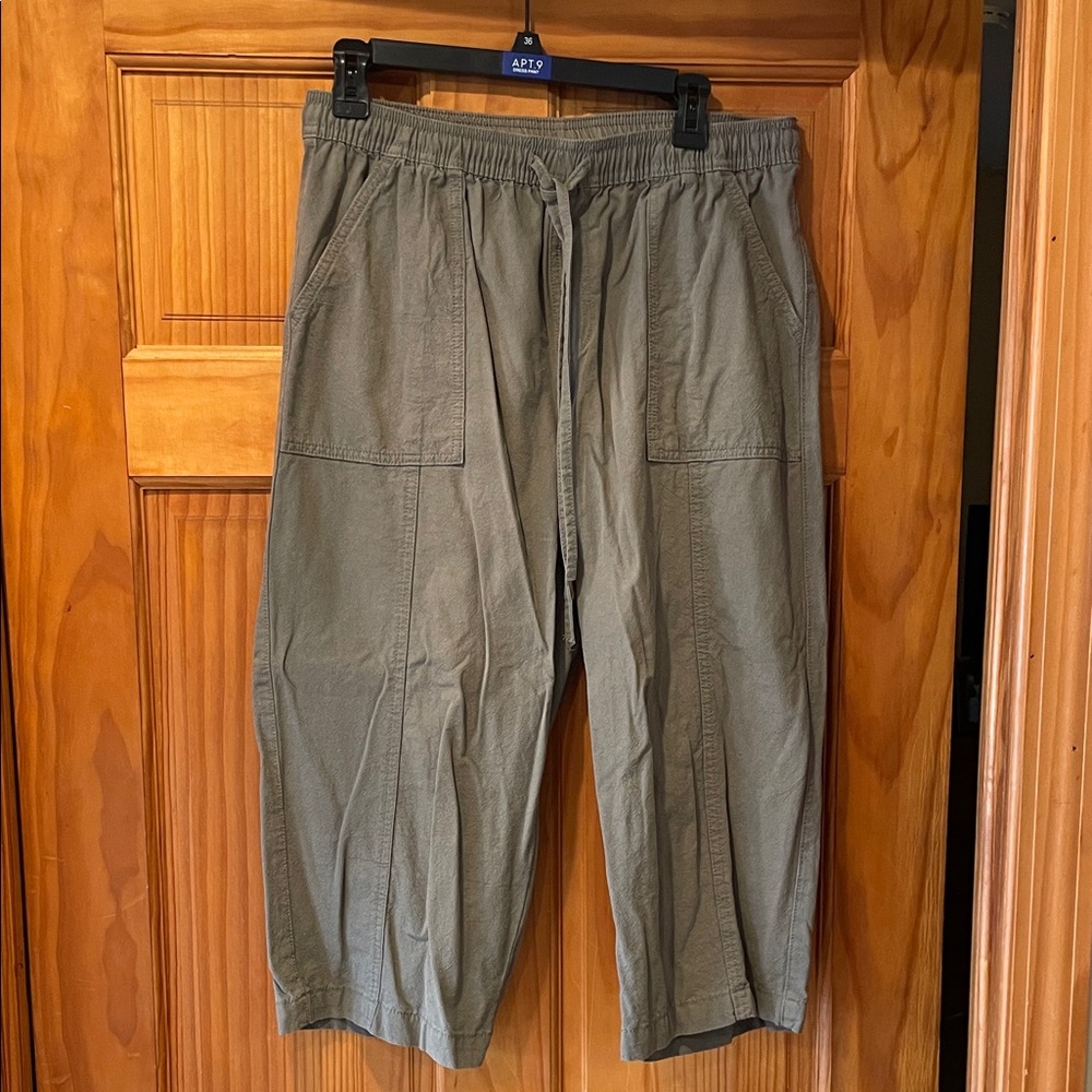 Style & Co. Women’s Khaki Cargo Pants